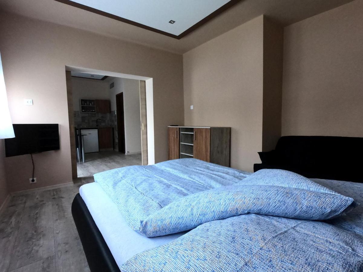 Dami Apartman ハイデゥソボスロー エクステリア 写真